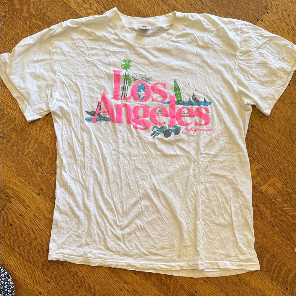 Vintage Puff Print Los Angeles Graphic T-Shirt